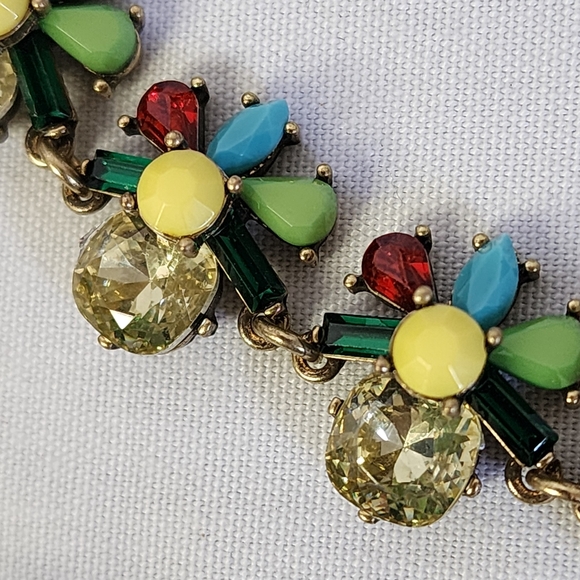 Antique Gold Finish Sliding Bolo Crystal Necklace Faux Pearl Earrings Set - Picture 2 of 8